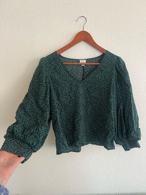 a new day Dark Green Printed V-Neck Balloon Sleeve Blouse